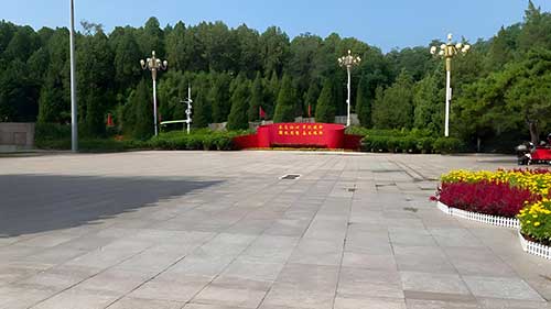 西柏坡红色教育基地：初心铸魂淬党性，红色引擎赋能新时代党建