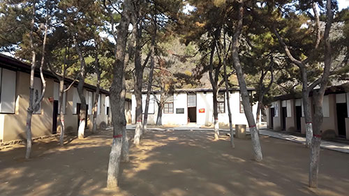 中共中央旧址参观