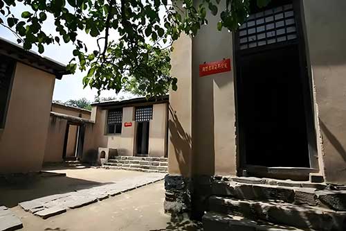 西柏坡精神