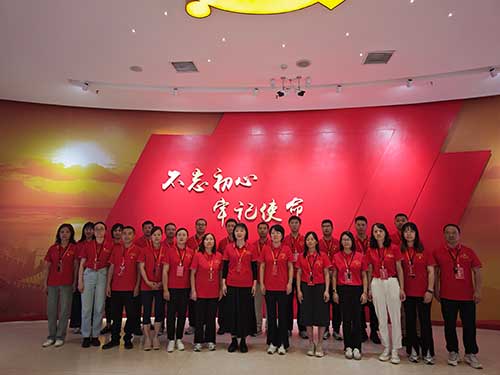 武汉城市职业学院机电工程学院教师第二党支部西柏坡党建培训：红色精神引领新征程