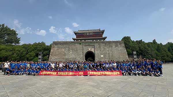 河北某师范大学附属民族学院高三藏族学生赴秦皇岛开展“海味”主题研学活动