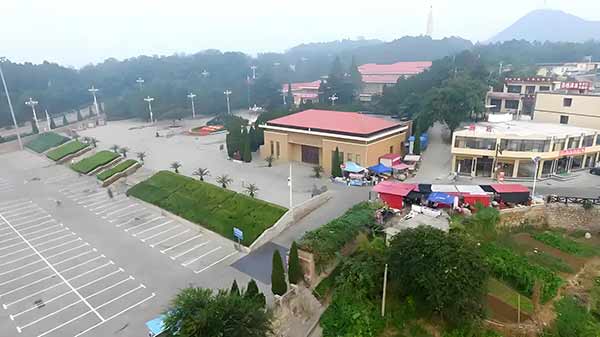 西柏坡油灯下 3 个维度让民主生活会批评锋芒再现