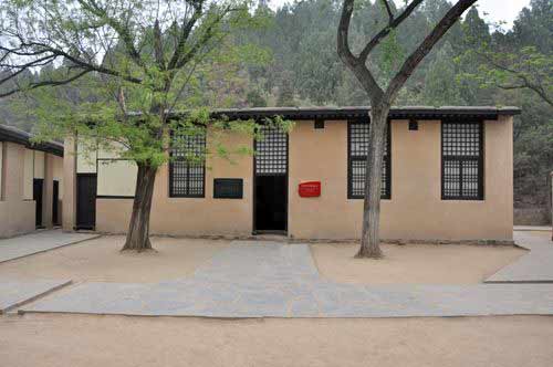 西柏坡12处革命旧址：赶考精神的当代思考与担当