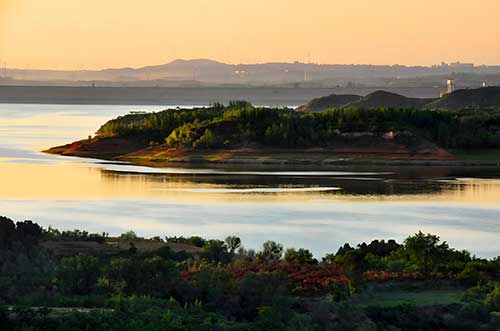 西柏坡赶考精神赋能党员 思想武器铸担当