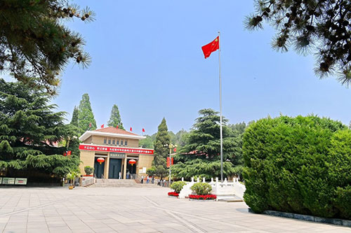 西柏坡红色教育培训以初心淬炼为核心,助力机关党员干部破除形式主义 西柏坡红色教育培训以初心淬炼为核心,助力机关党员干部破除形式主义