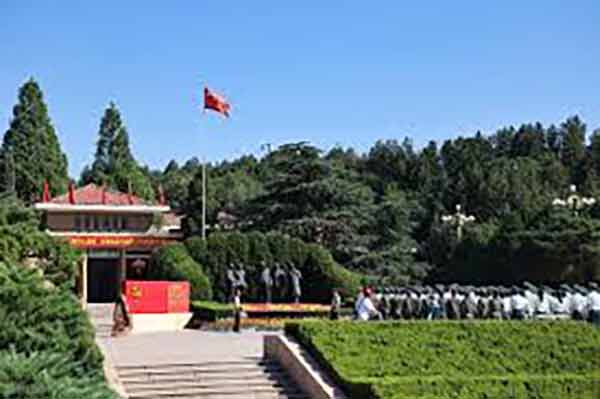 西柏坡红色教育基地实践让党员干部永葆政治本色