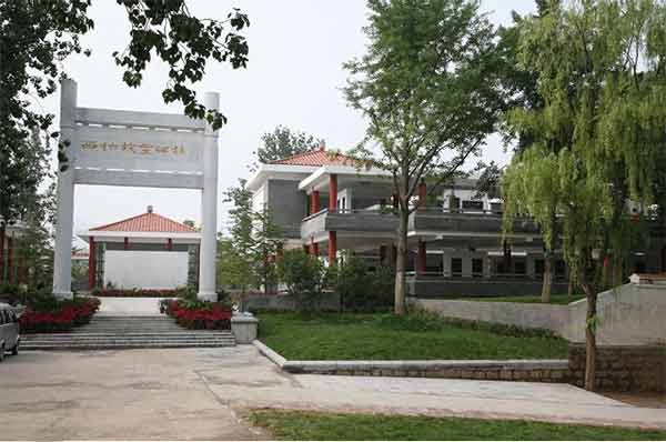 西柏坡红色教育基地以“两个务必” 引党员拒安逸铸信仰根基